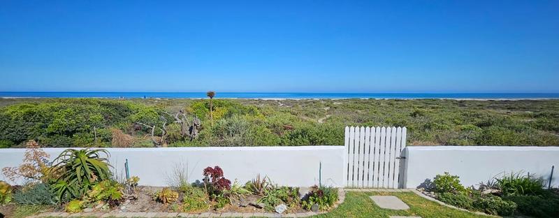 4 Bedroom Property for Sale in Dwarskersbos Western Cape